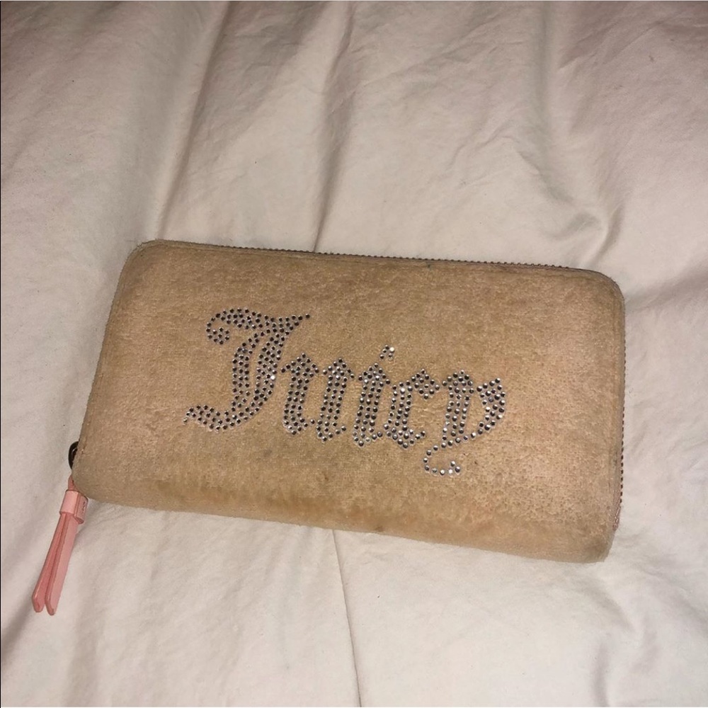 Used Juicy Couture wallet